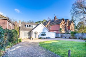 Photo 19- click for photo gallery